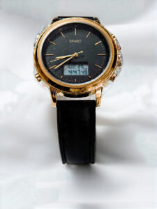 Skmi with a Golden dial, Black leather strap